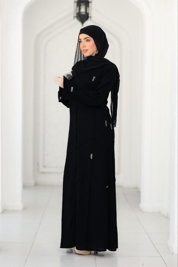 Nour – Image 5